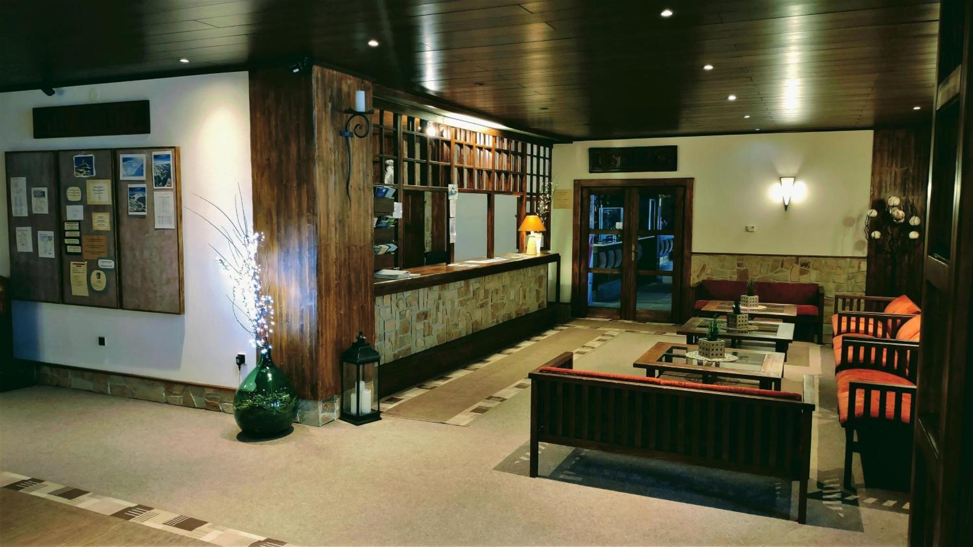 波西米亚康乐酒店 捷克布杰约维采 外观 照片